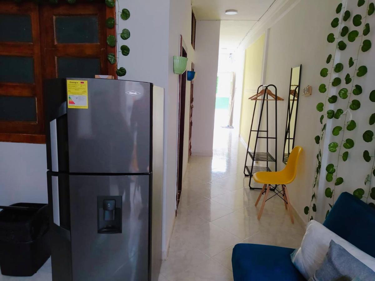 Confortable Habitacion En Apartamento Amoblado Jardín Exterior foto